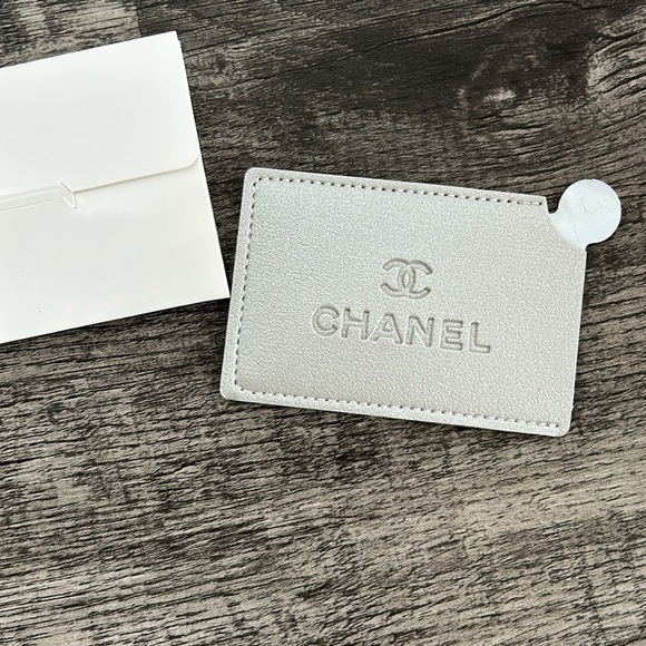 Chanel Card Mirror silver Card Case Leather Chanel Item New with box GWP - Picture 2 of 8